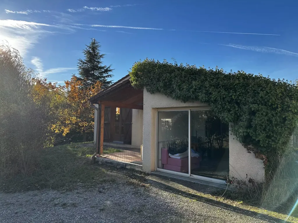 Achat maison à vendre 4 chambres 119 m² - Saint-Jean-d'Aigues-Vives