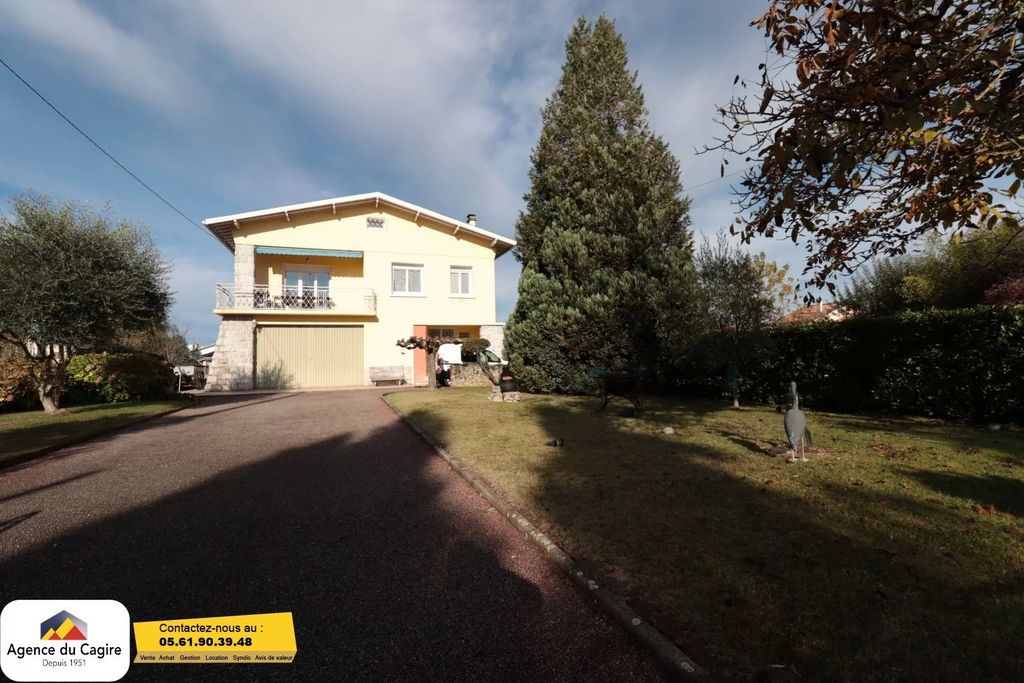 Achat maison à vendre 5 chambres 235 m² - Saint-Gaudens