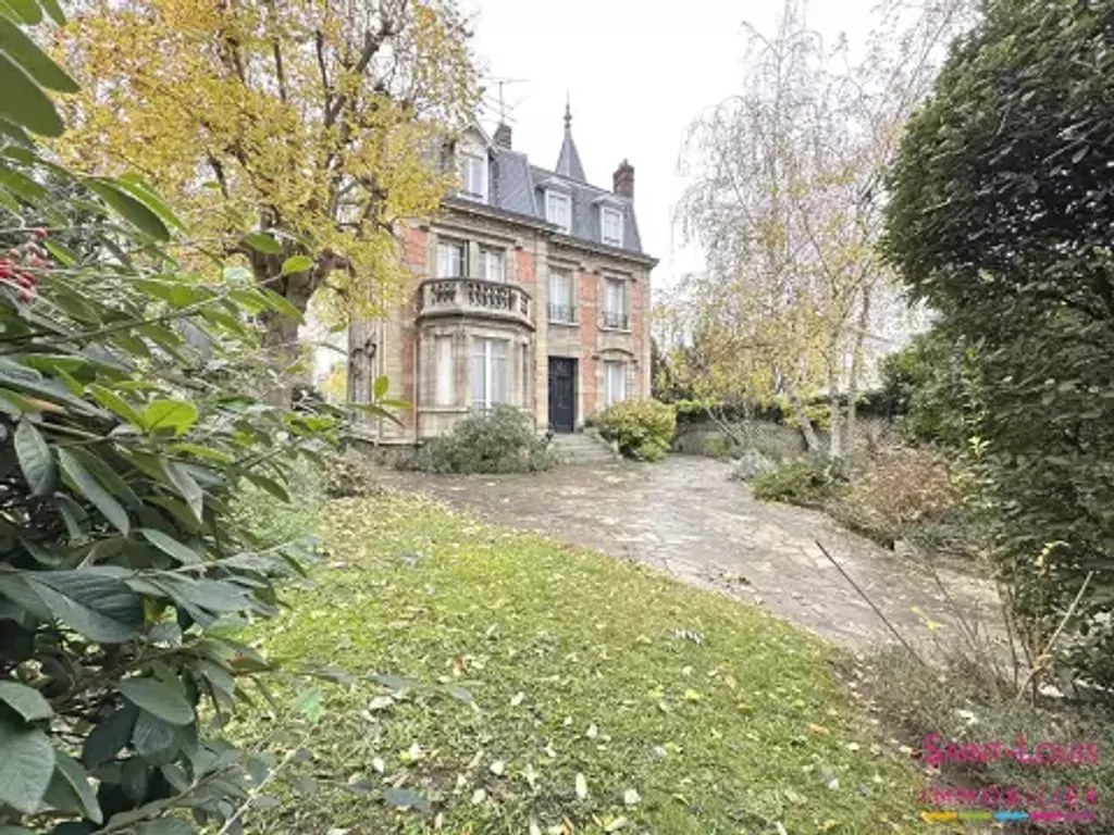 Achat maison à vendre 6 chambres 264 m² - Poissy