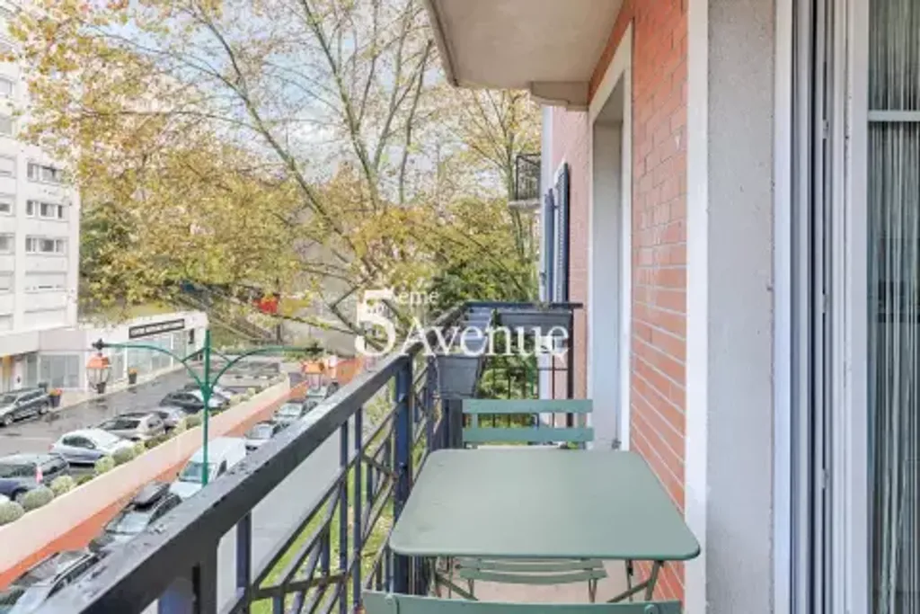 Achat appartement à vendre 3 pièces 65 m² - Saint-Maurice