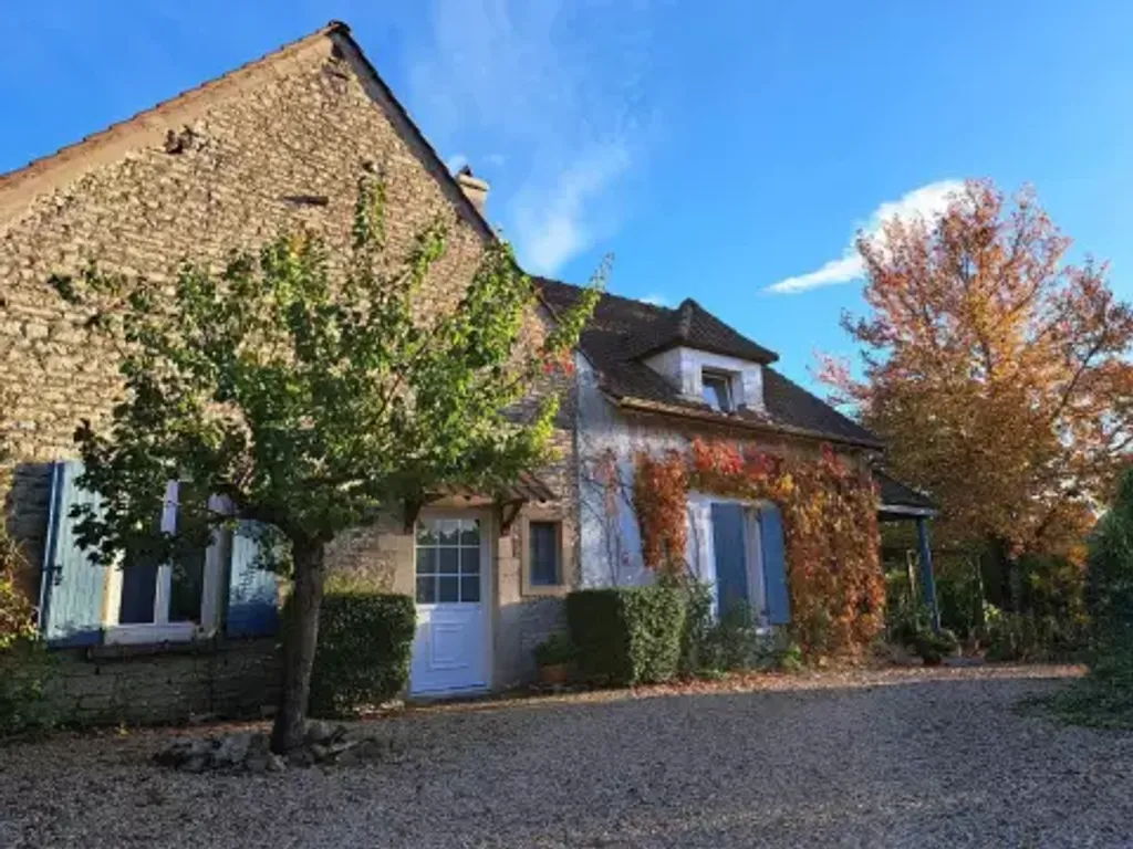 Achat maison à vendre 5 chambres 163 m² - Beaune