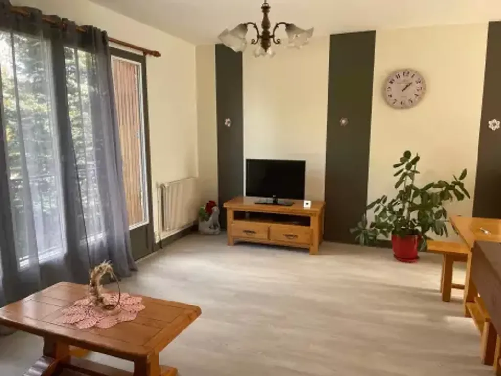 Achat maison à vendre 5 chambres 130 m² - Aigre