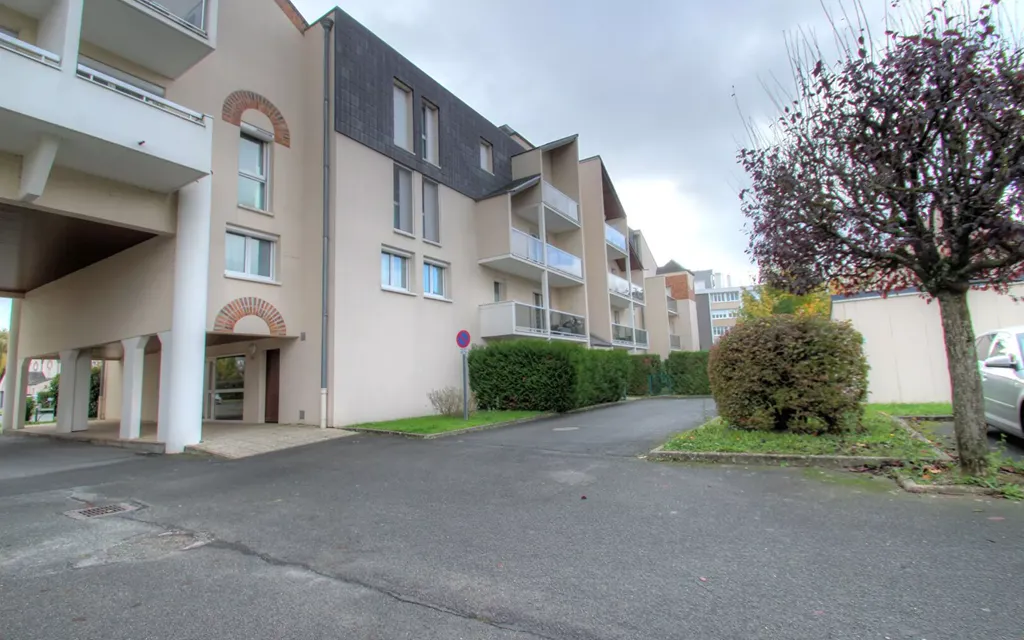 Achat appartement à vendre 4 pièces 91 m² - Saint-Jean-le-Blanc