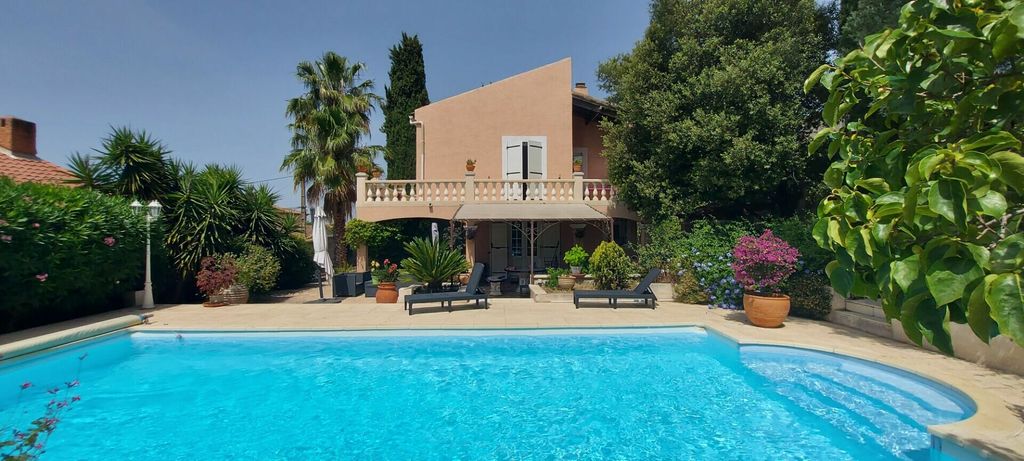 Achat maison à vendre 4 chambres 163 m² - Martigues