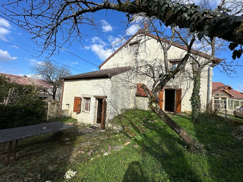 Achat maison à vendre 3 chambres 104 m² - Chevigny