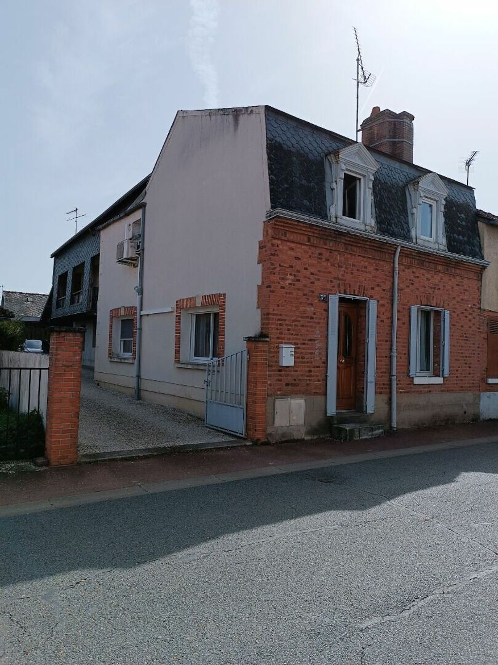 Achat maison à vendre 4 chambres 165 m² - La Ferté-Saint-Aubin