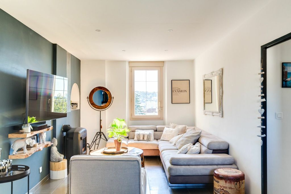Achat maison à vendre 3 chambres 160 m² - Marseille 15ème arrondissement