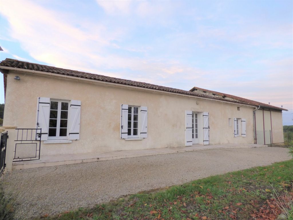 Achat maison à vendre 2 chambres 85 m² - Thénac