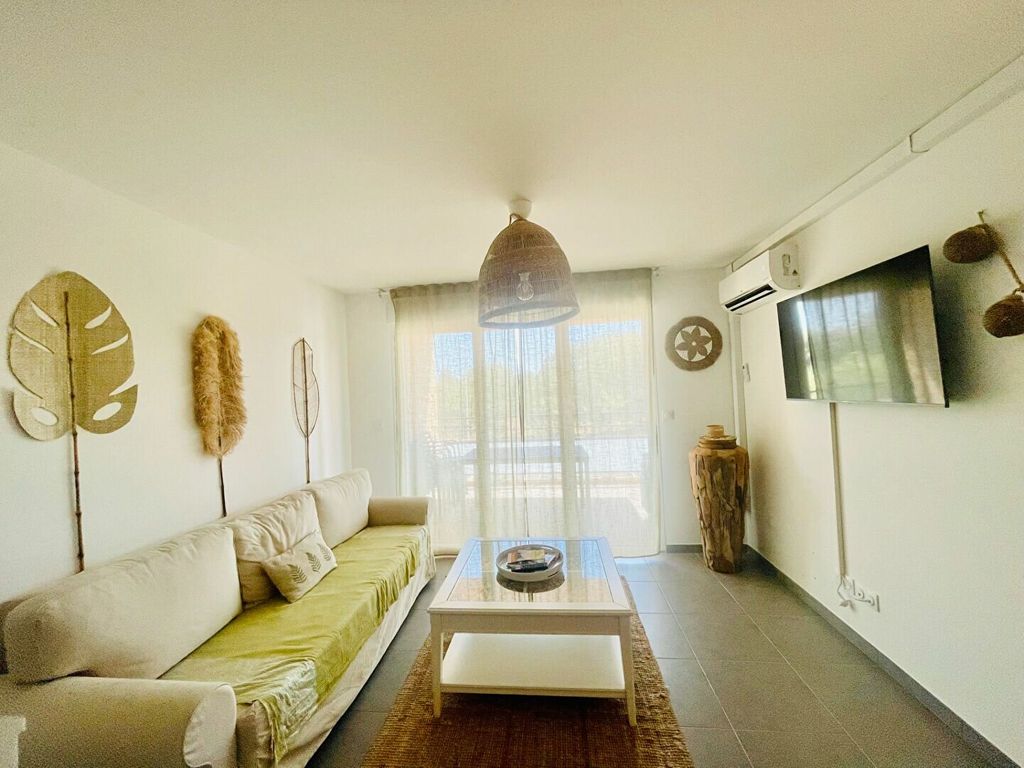 Achat appartement à vendre 2 pièces 65 m² - Bormes-les-Mimosas