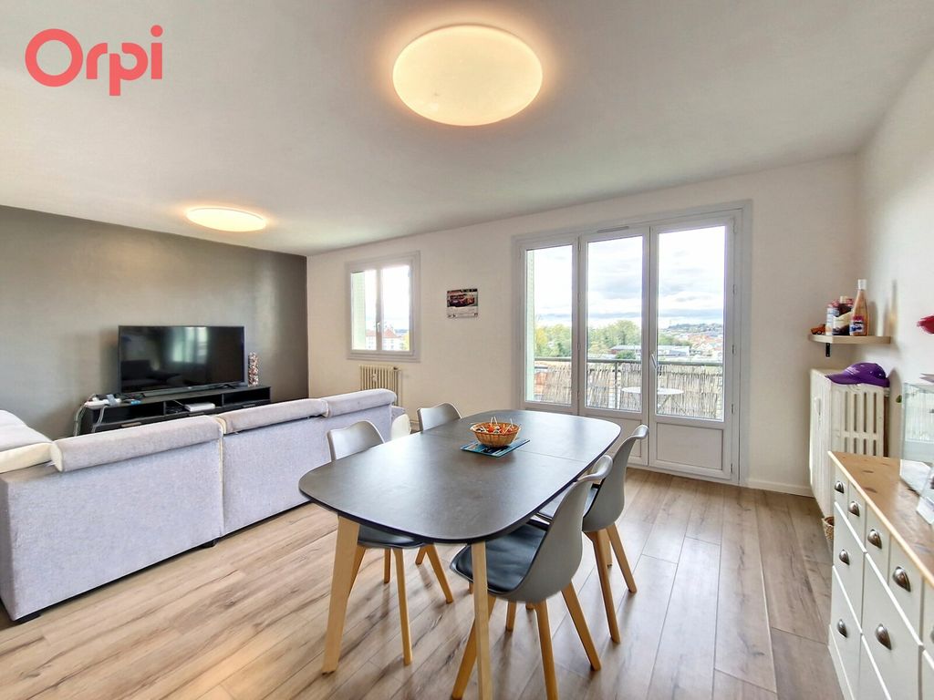 Achat appartement à vendre 3 pièces 68 m² - Cusset