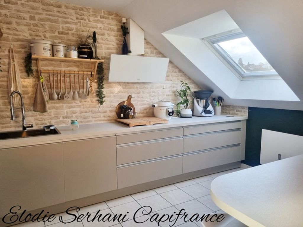 Achat appartement à vendre 6 pièces 105 m² - Montbéliard