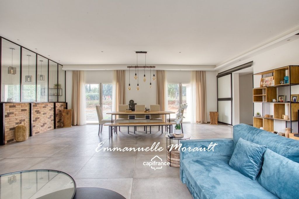 Achat maison à vendre 4 chambres 253 m² - Montauroux