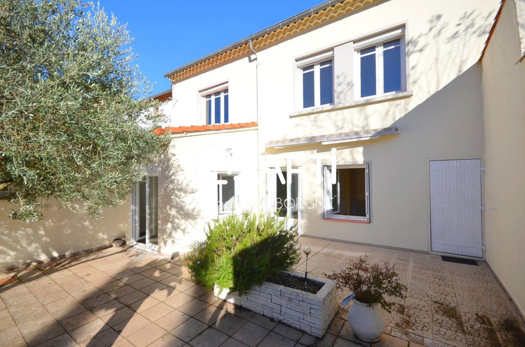 Achat maison à vendre 4 chambres 170 m² - Castres