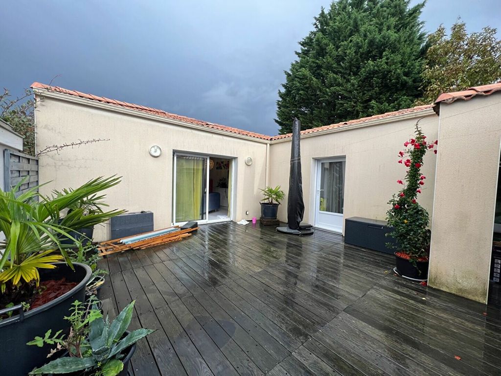 Achat maison à vendre 2 chambres 72 m² - La Roche-sur-Yon