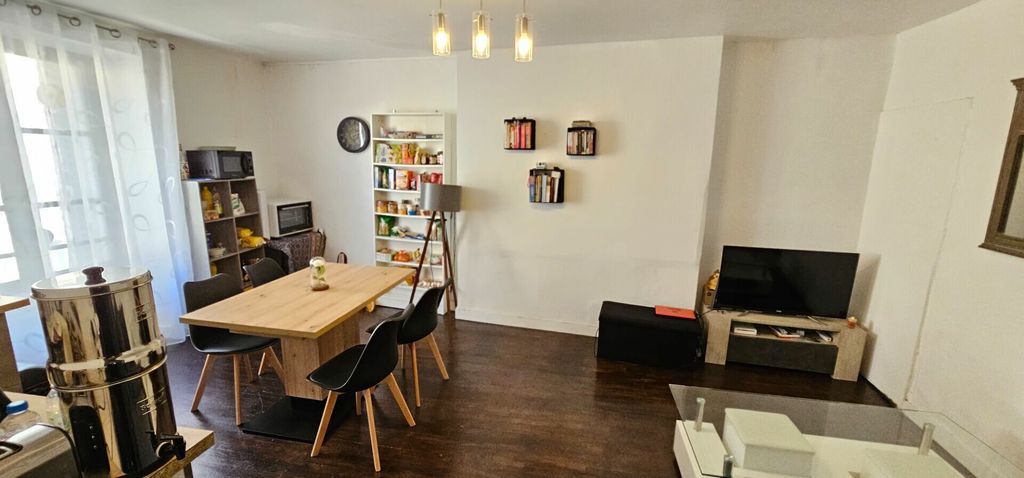 Achat maison à vendre 2 chambres 80 m² - Poitiers