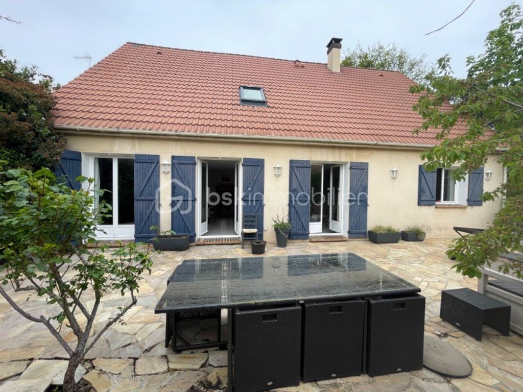 Achat maison à vendre 6 chambres 225 m² - Yerres