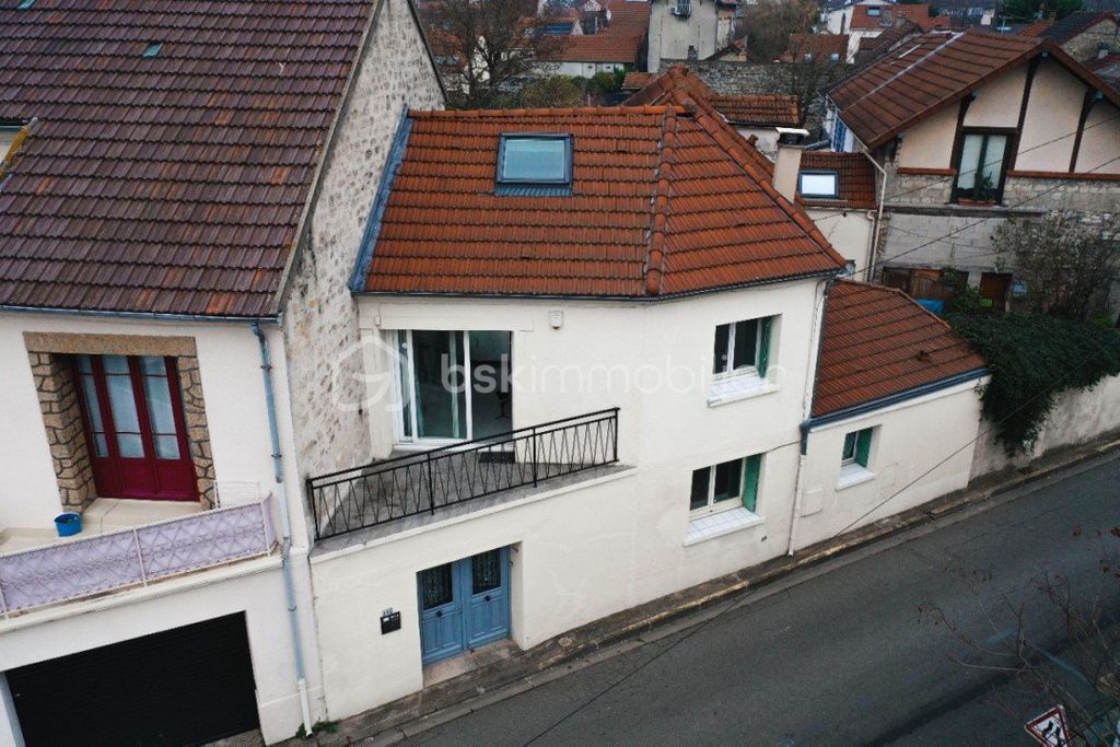 Achat maison à vendre 3 chambres 68 m² - Frépillon