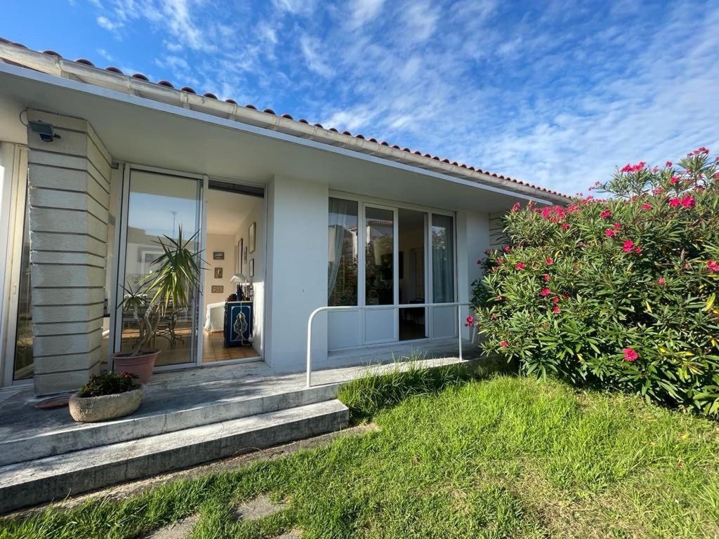 Achat maison à vendre 3 chambres 72 m² - Vaux-sur-Mer