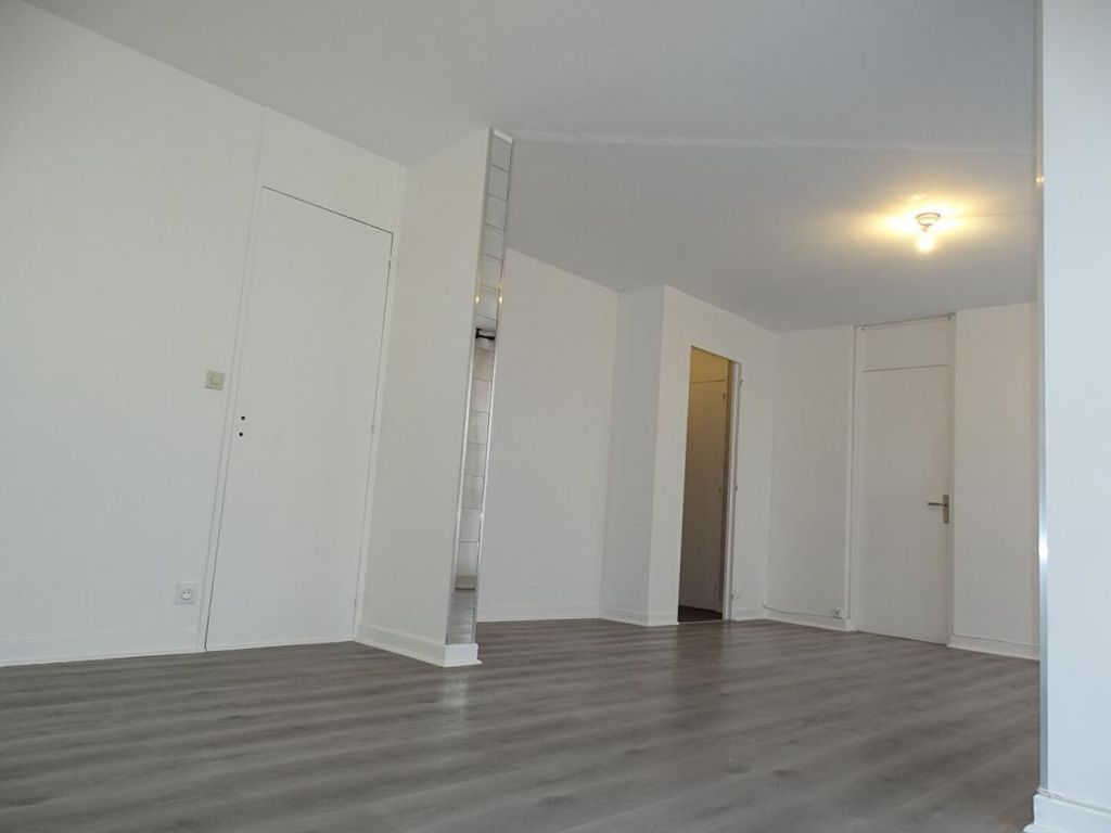 Achat appartement à vendre 4 pièces 69 m² - Reims