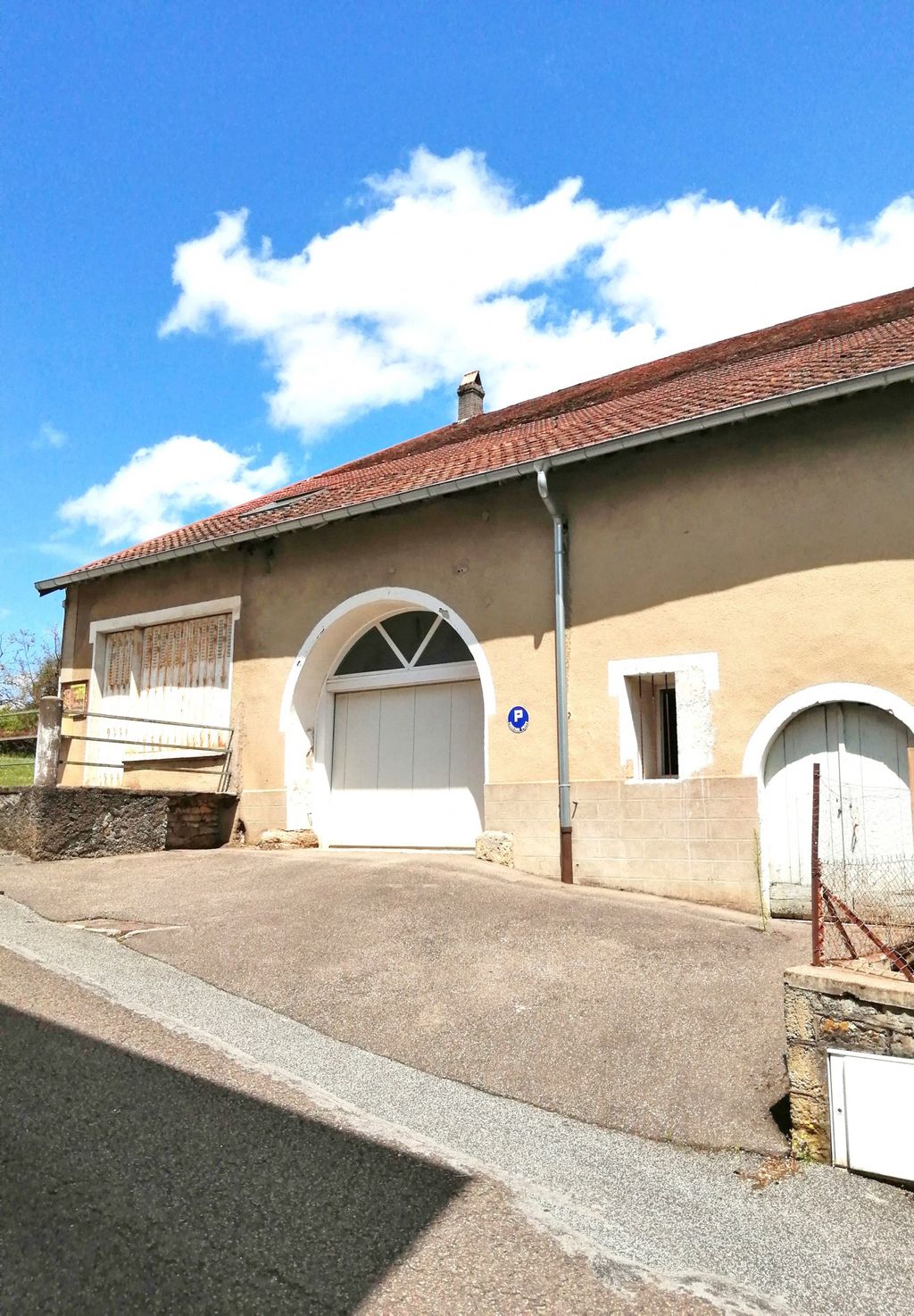 Achat maison à vendre 4 chambres 160 m² - Miserey-Salines