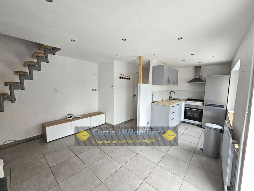Achat maison à vendre 2 chambres 63 m² - Saint-Paul-en-Cornillon