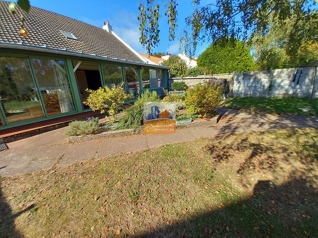 Achat maison à vendre 4 chambres 168 m² - Saint-Jean-de-Boiseau