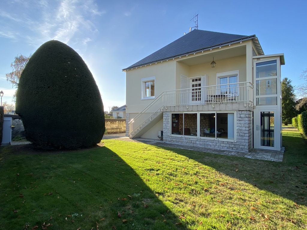 Achat maison à vendre 4 chambres 200 m² - Saumur