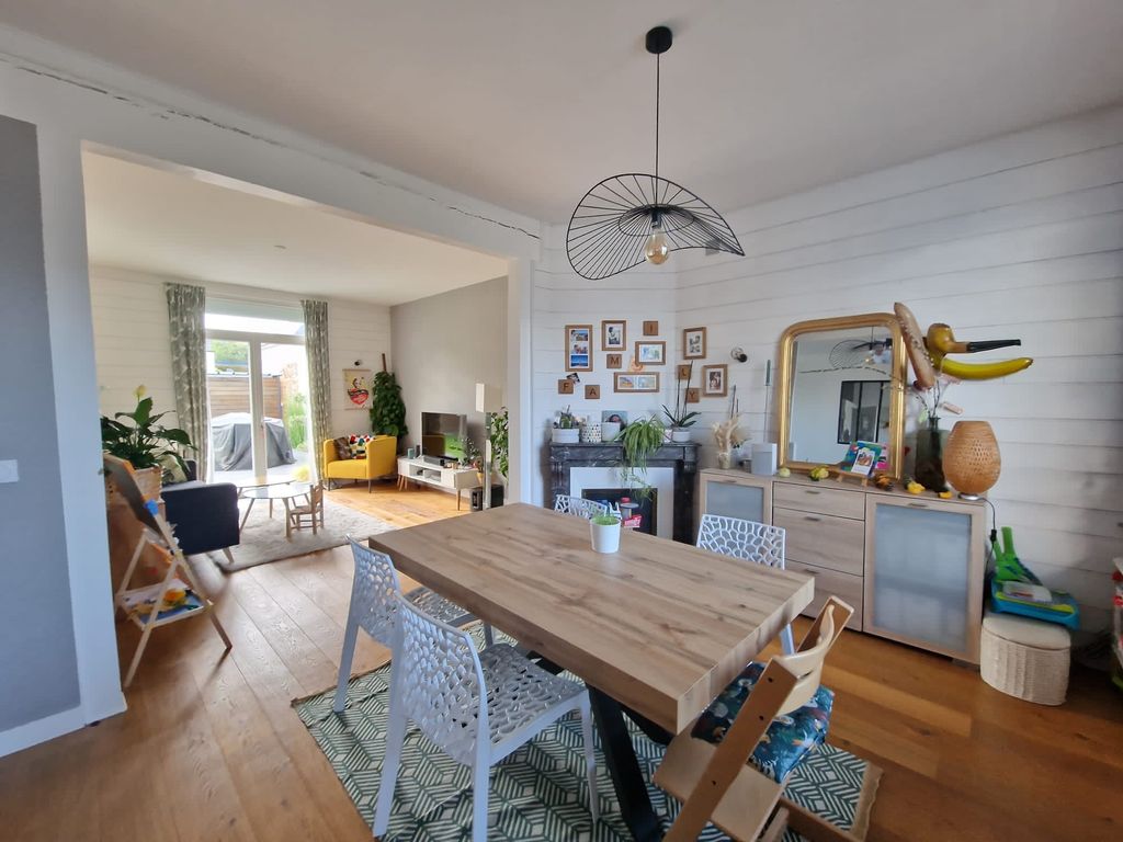 Achat maison à vendre 3 chambres 125 m² - Avrillé