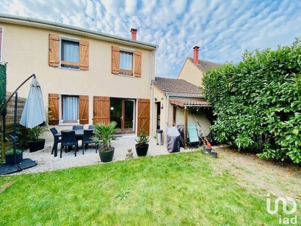 Achat maison à vendre 3 chambres 75 m² - Dammarie-les-Lys