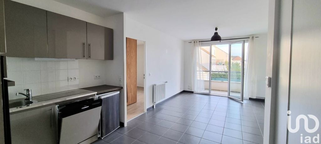 Achat appartement à vendre 2 pièces 40 m² - Saint-Pierre-du-Perray