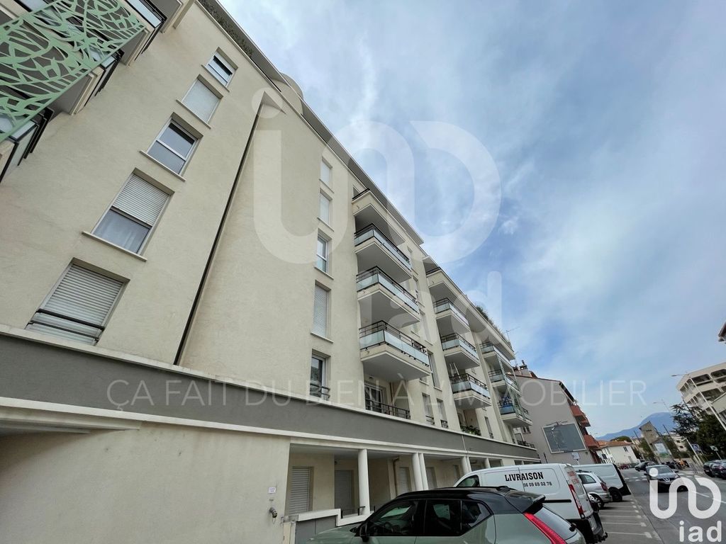 Achat appartement à vendre 2 pièces 40 m² - Cagnes-sur-Mer