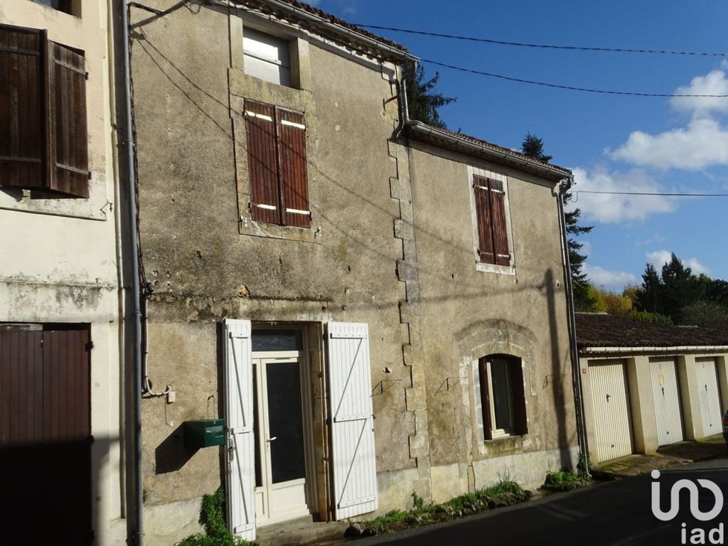 Achat maison à vendre 2 chambres 83 m² - Villefranche-du-Périgord