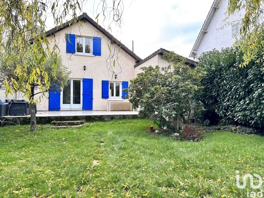 Achat maison à vendre 3 chambres 100 m² - Villecresnes