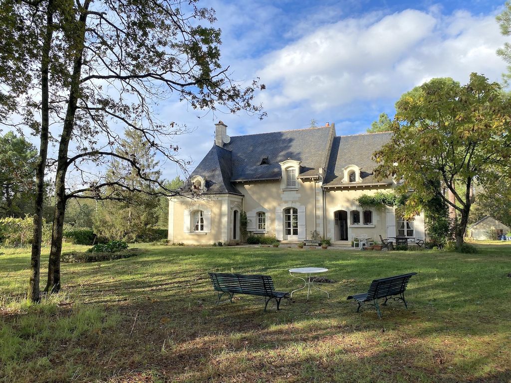 Achat maison à vendre 5 chambres 275 m² - Chouzé-sur-Loire