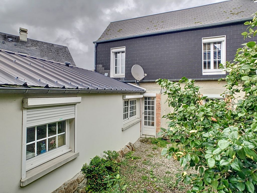 Achat maison à vendre 2 chambres 98 m² - Saint-Lô