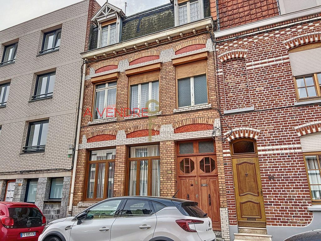 Achat maison à vendre 5 chambres 151 m² - Lille