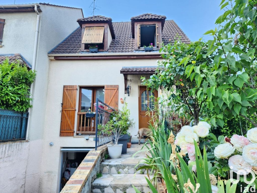 Achat maison à vendre 3 chambres 77 m² - Clichy-sous-Bois