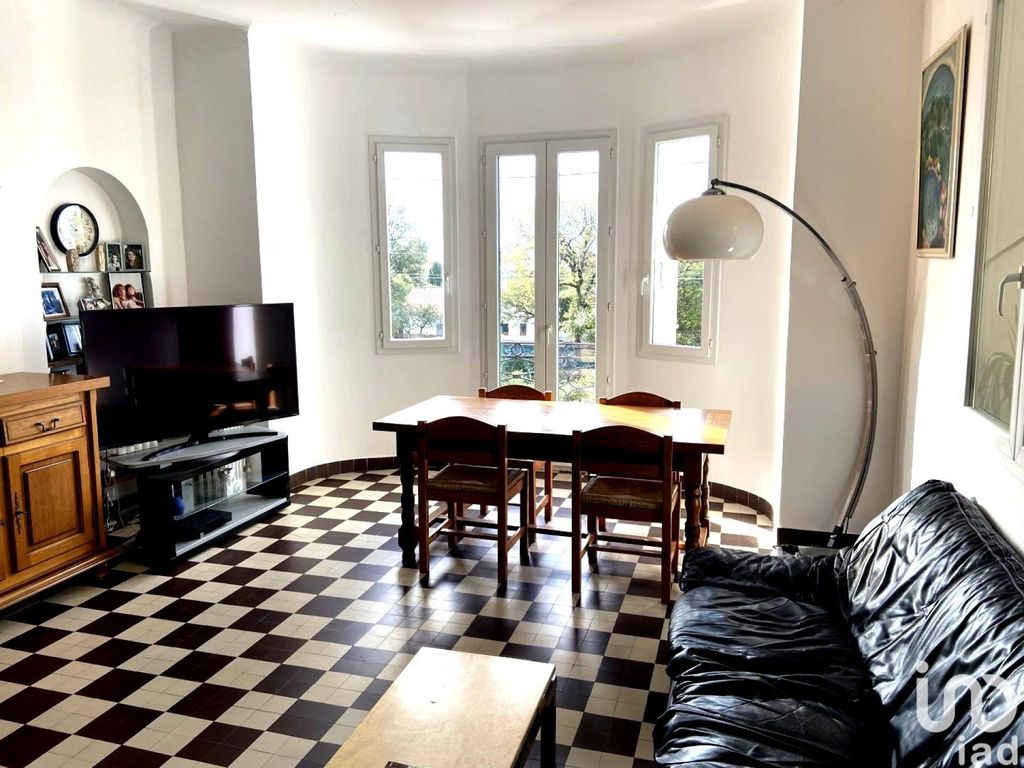 Achat maison à vendre 3 chambres 113 m² - Saint-Raphaël