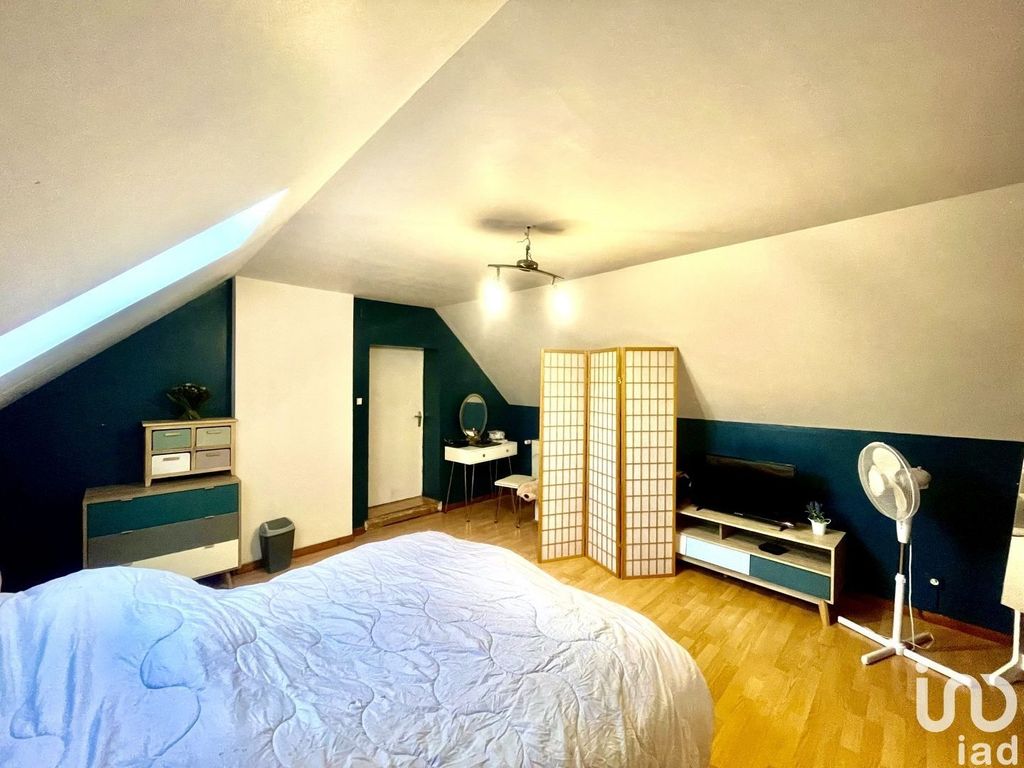 Achat maison à vendre 3 chambres 100 m² - Solesmes