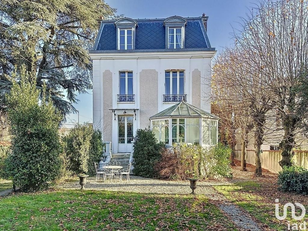 Achat maison à vendre 6 chambres 187 m² - Villiers-sur-Marne