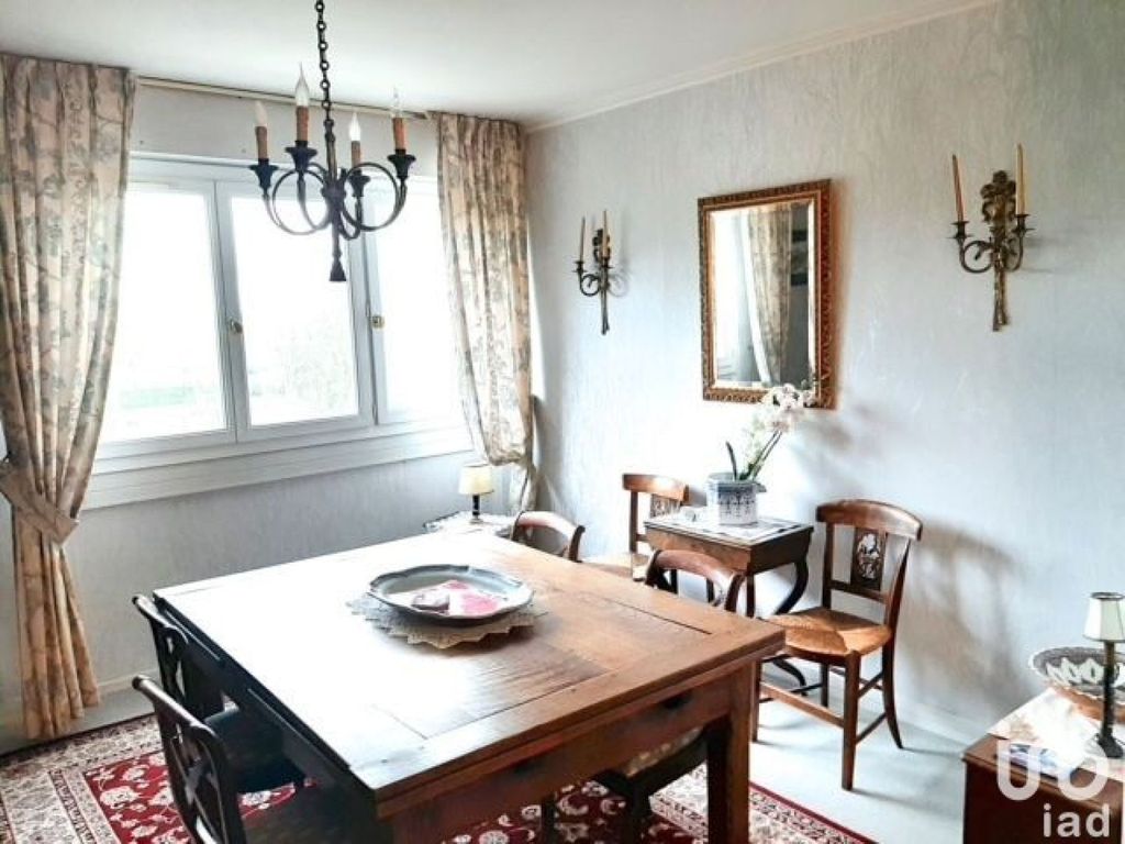 Achat appartement à vendre 4 pièces 98 m² - Saint-Aubin-lès-Elbeuf
