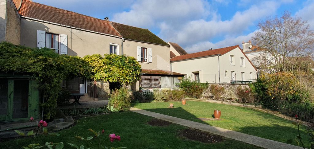 Achat maison à vendre 5 chambres 135 m² - Brie-Comte-Robert