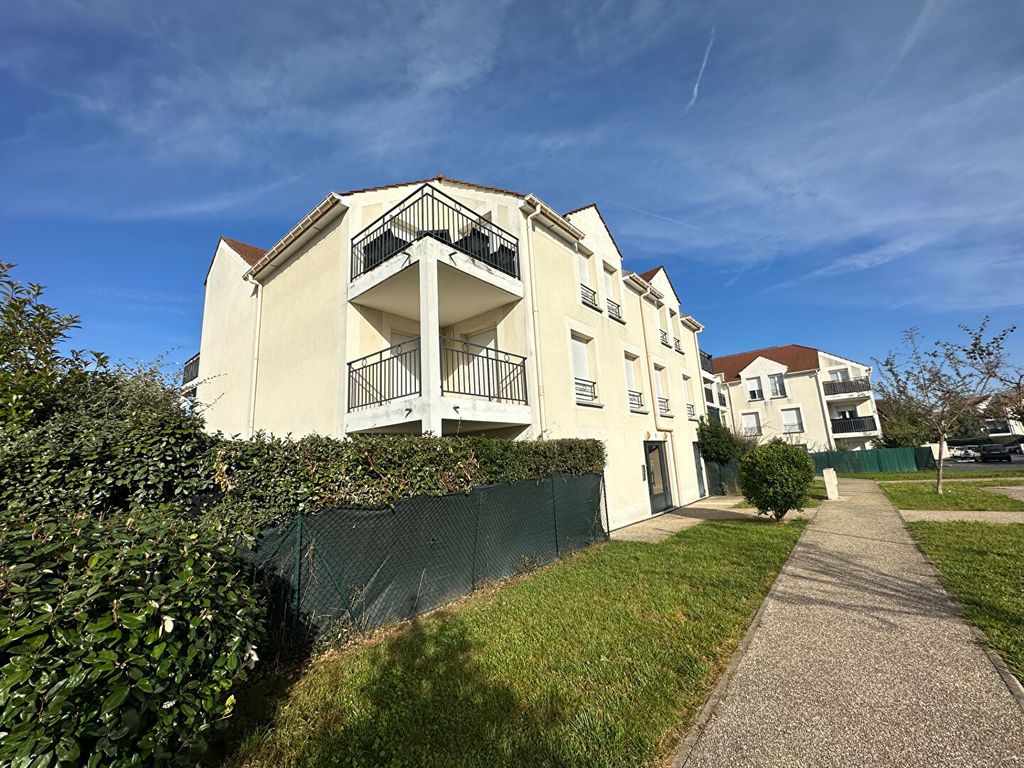 Achat appartement à vendre 2 pièces 53 m² - Saint-Fargeau-Ponthierry