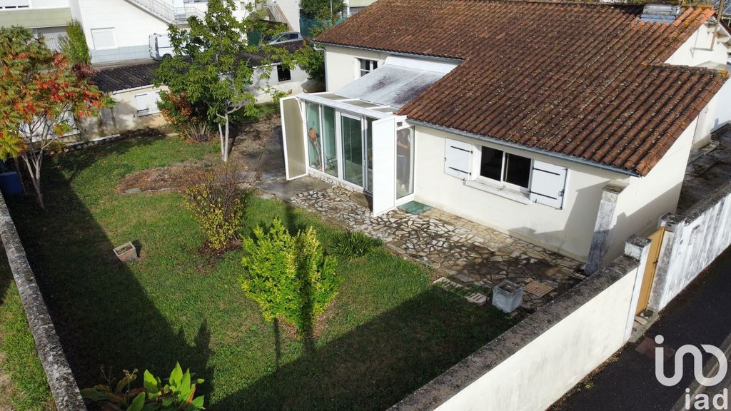 Achat maison à vendre 3 chambres 80 m² - Saint-Michel