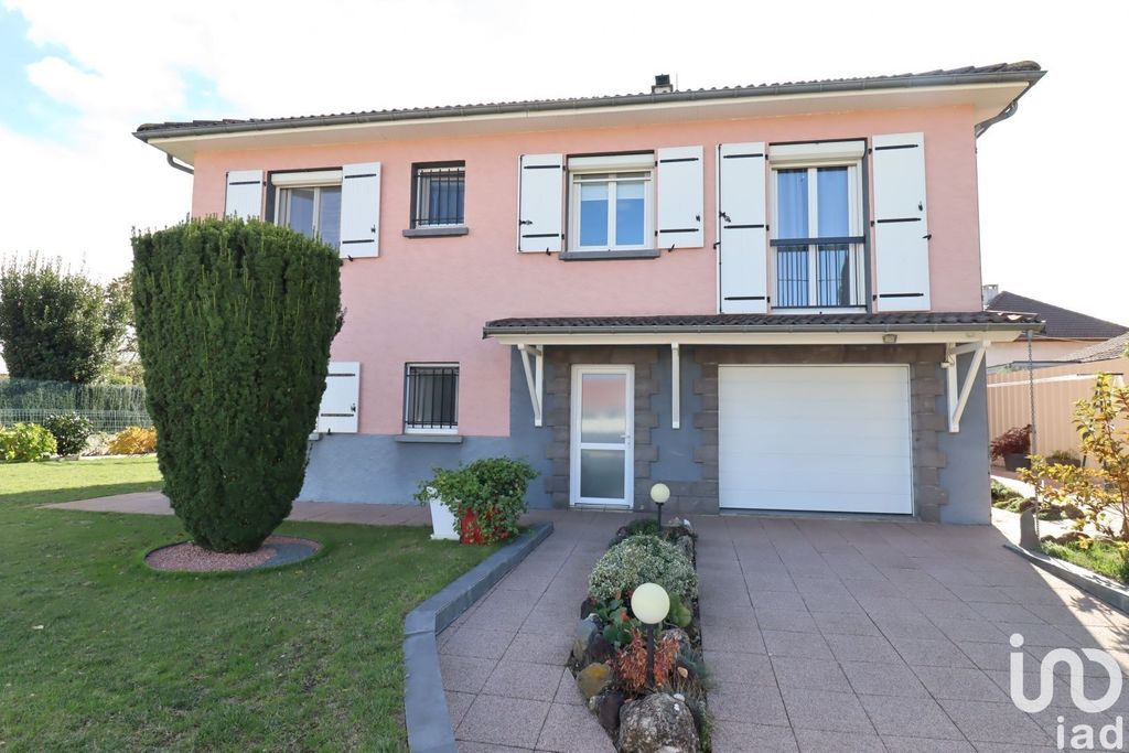 Achat maison à vendre 3 chambres 125 m² - Gerzat