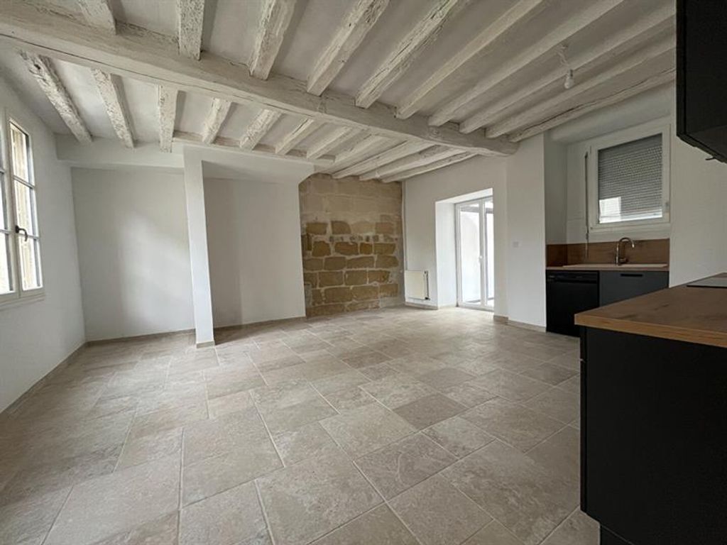 Achat maison à vendre 3 chambres 131 m² - Bourgueil