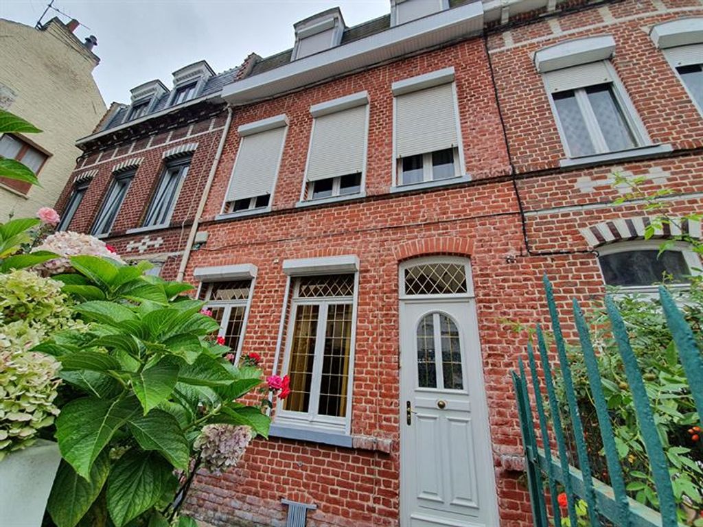 Achat maison à vendre 4 chambres 132 m² - Mons-en-Barœul