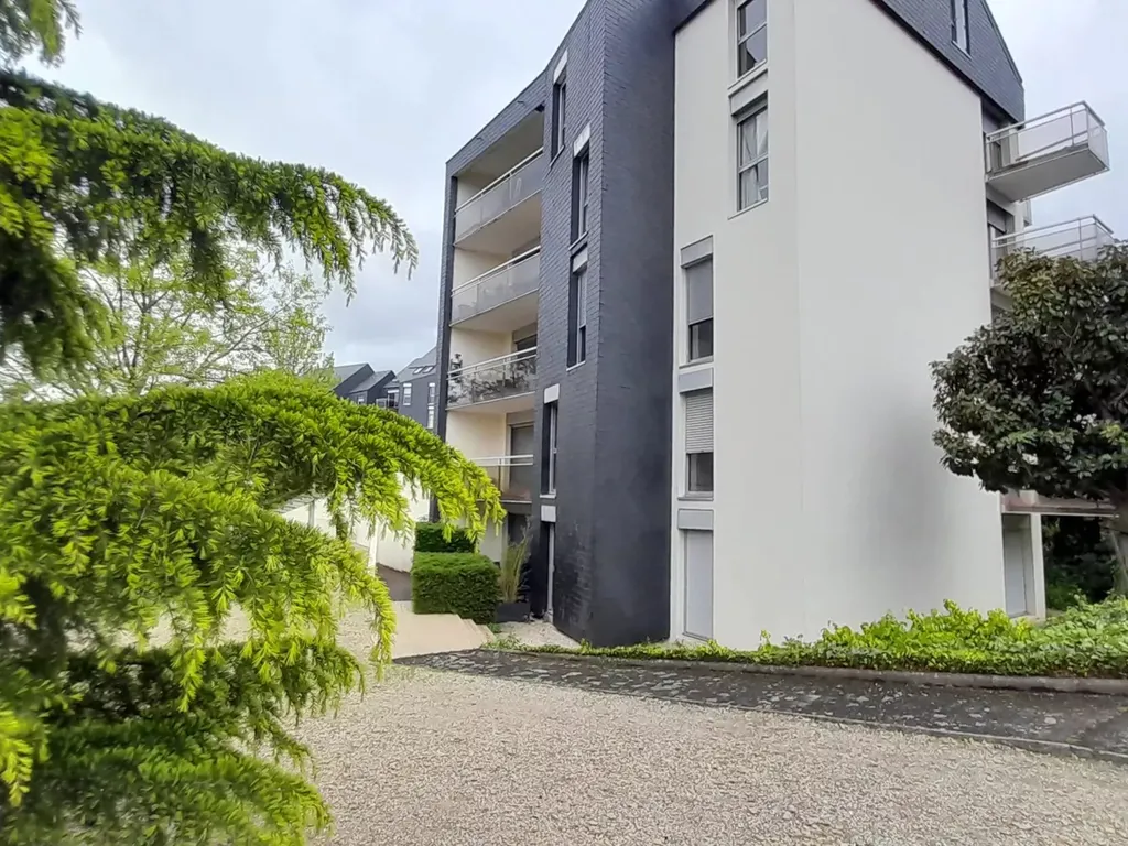 Achat appartement à vendre 5 pièces 106 m² - Saint-Sébastien-sur-Loire