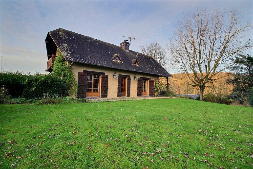 Achat maison à vendre 4 chambres 121 m² - Lyons-la-Forêt