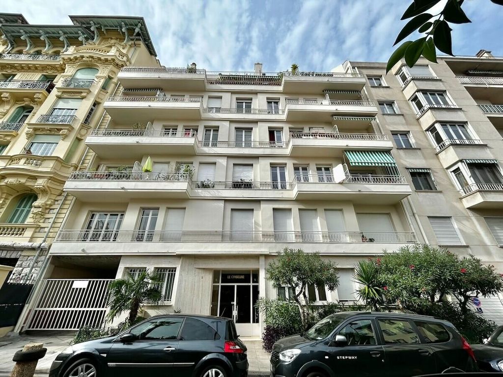 Achat appartement à vendre 3 pièces 52 m² - Nice